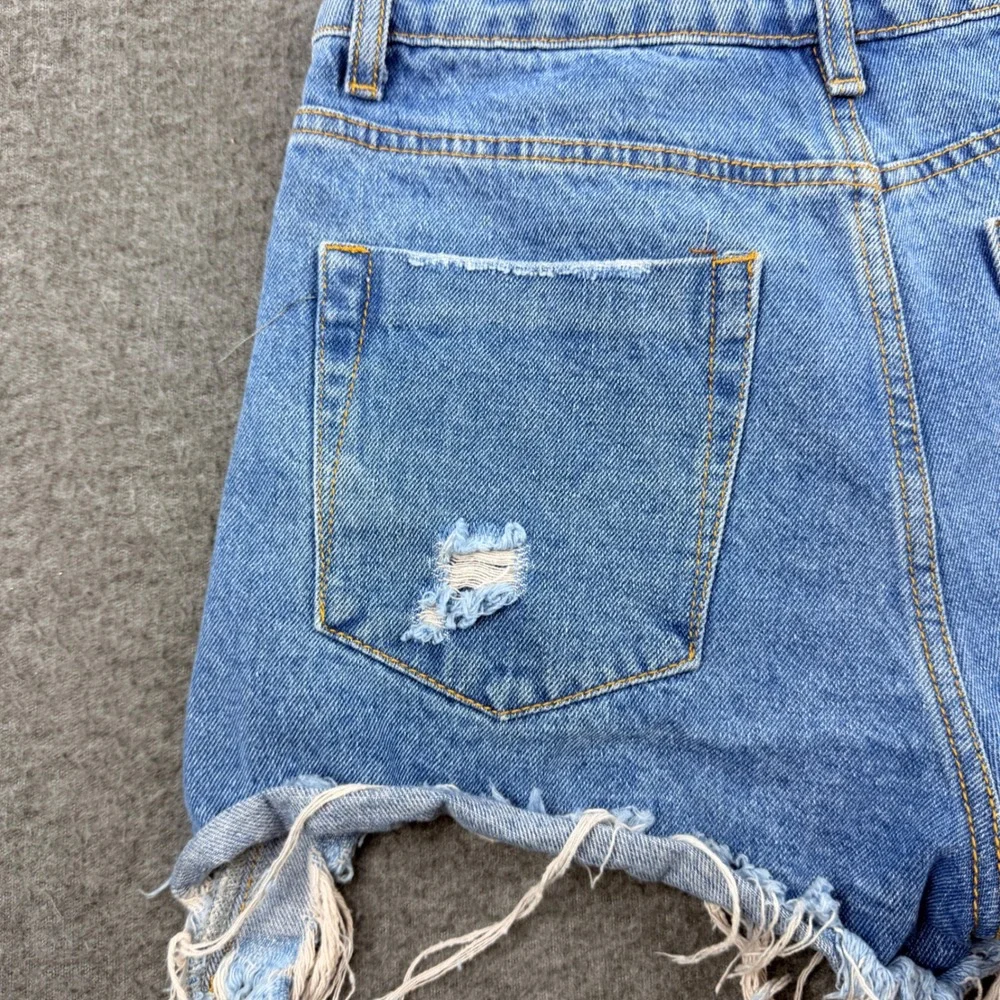 Signature 8 Distressed Denim Shorts Womens Size S Blue High Waisted Frayed Hem‎